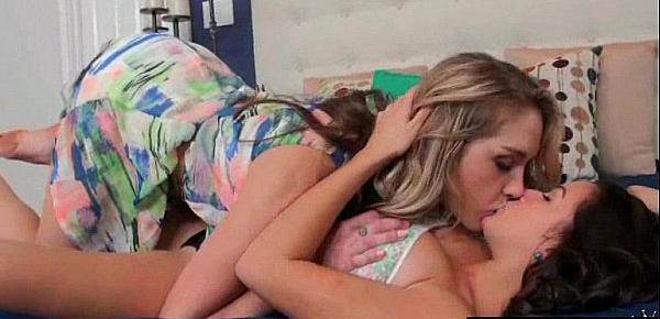  Teen Lesbians Licks And Kiss Their Curvy Body Parts vid-05